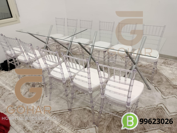 طاولات تقديم الطعام