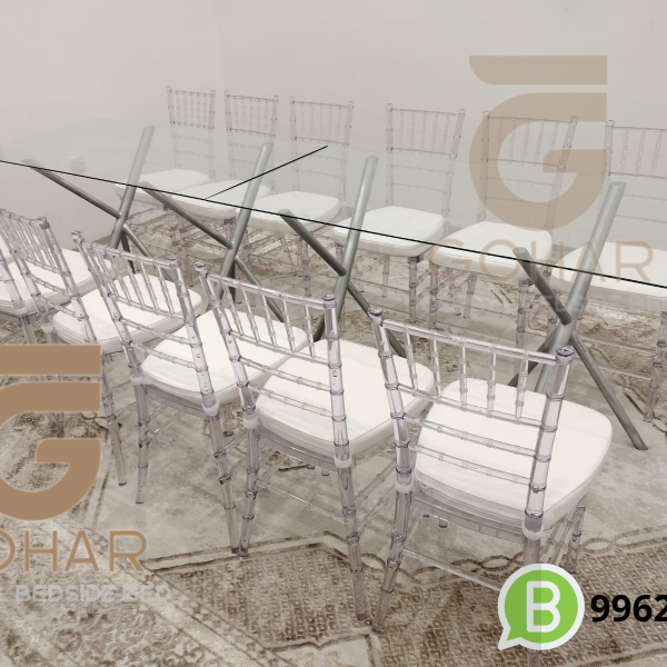 طاولات تقديم الطعام
